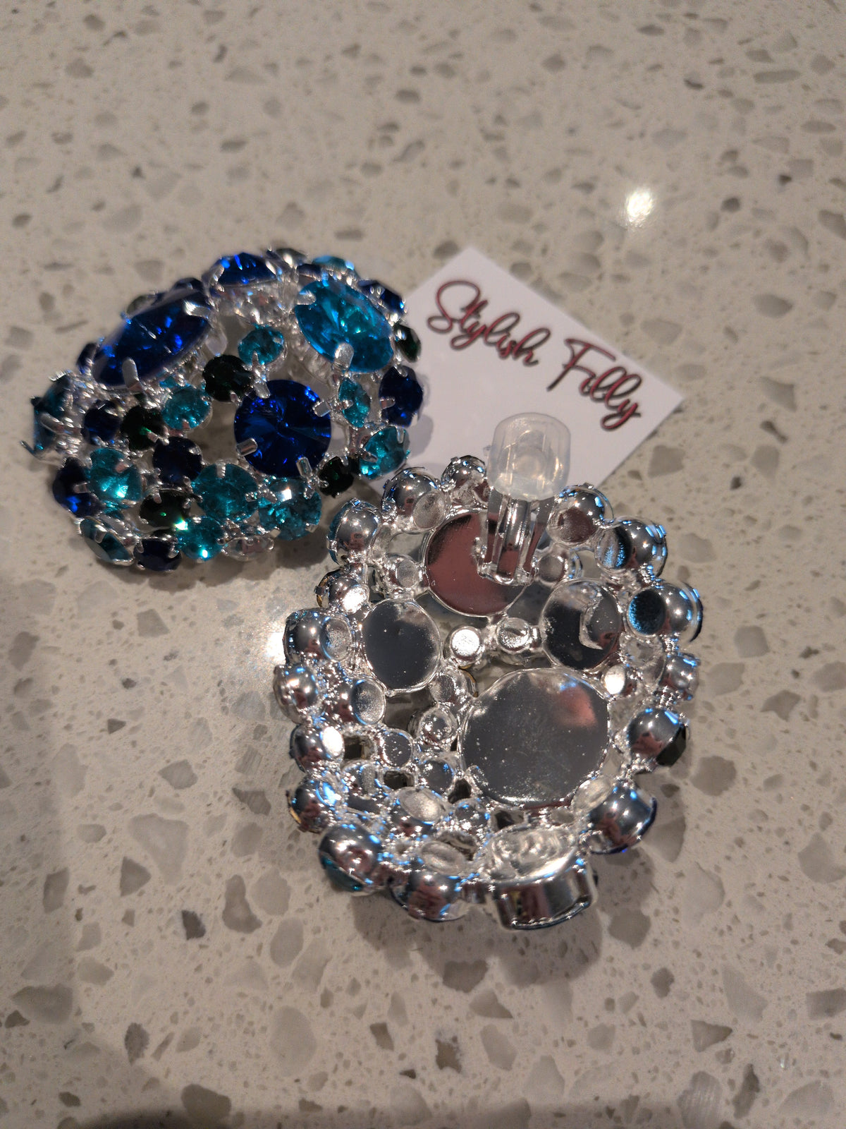 LIZZY (clip on style) - other colours available